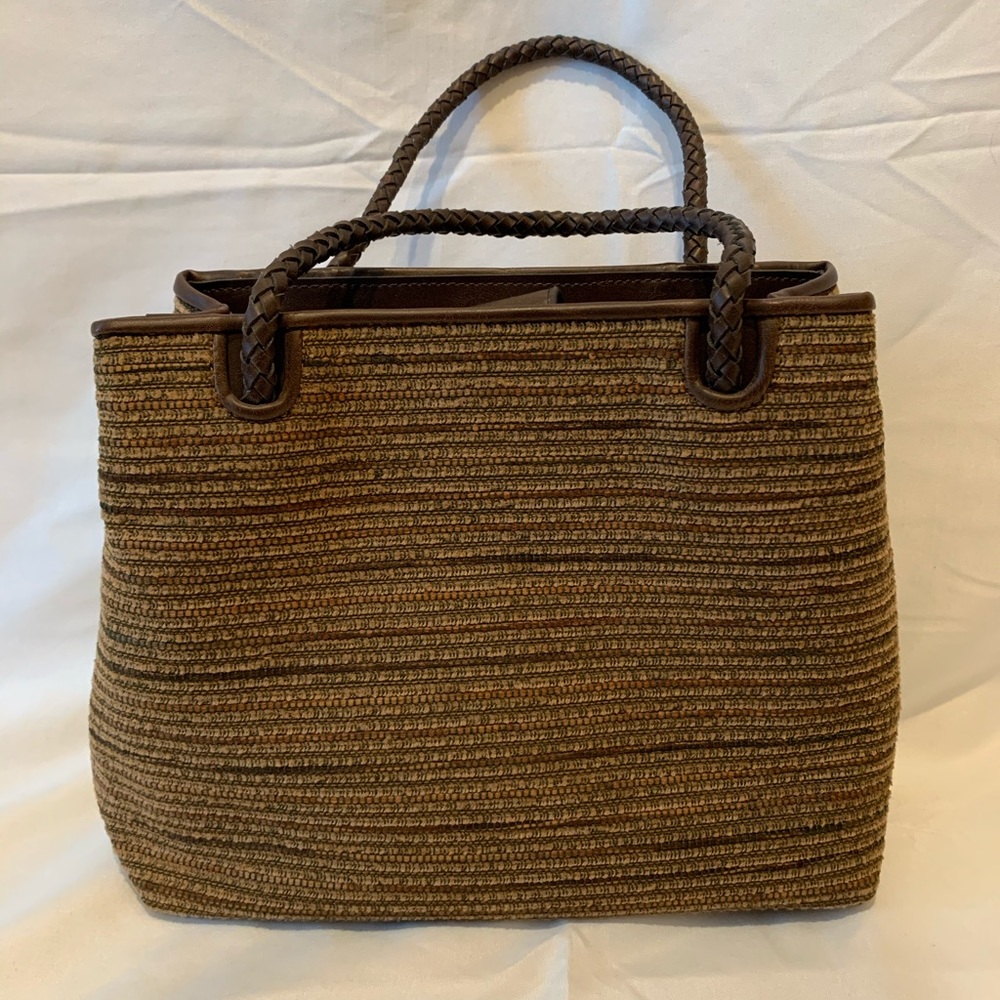 Relic Handbag - Picture 2 of 7